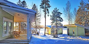 Villa Onnelan terassi talvella